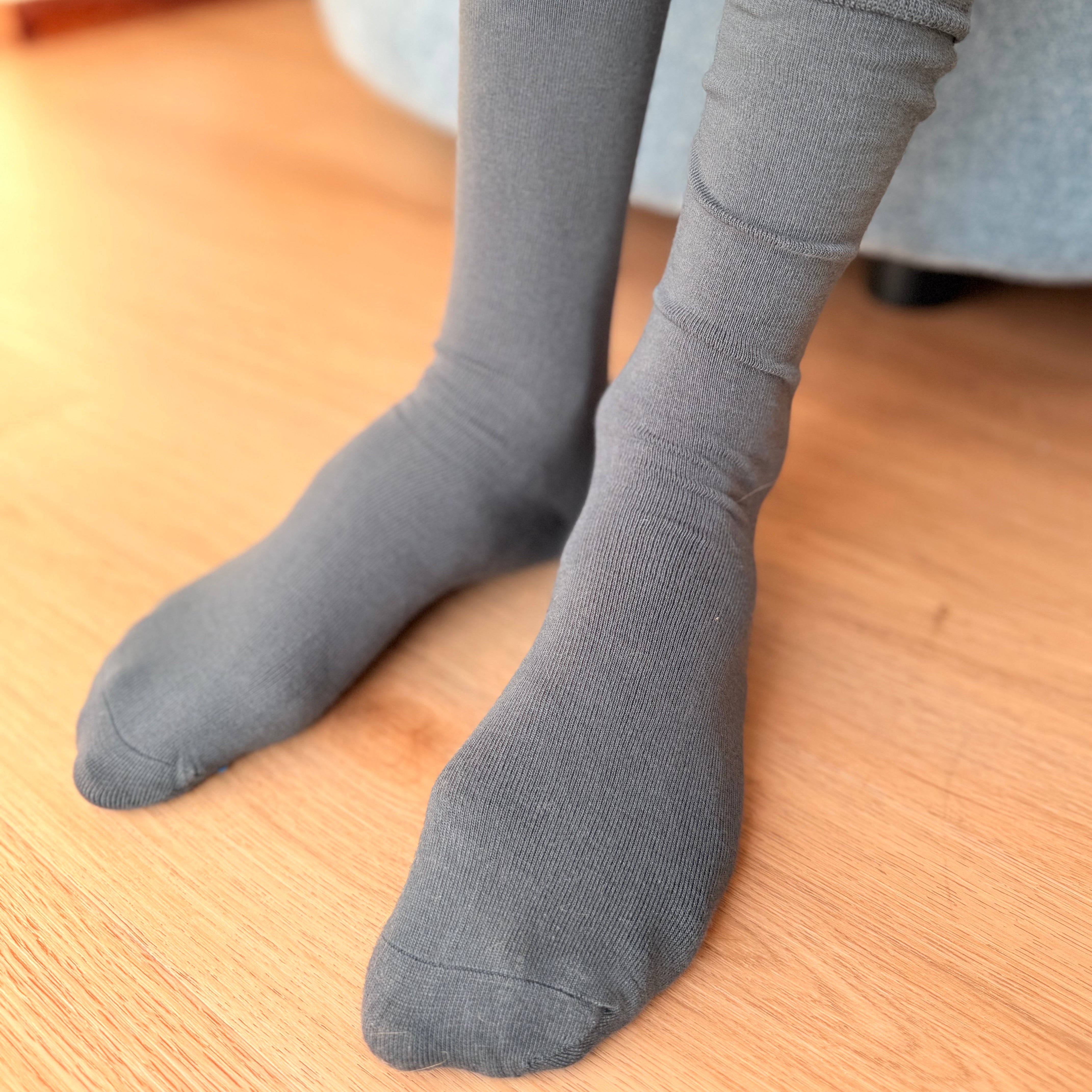 Adult Classic Soothe Step™ Sensory Socks - Grey
