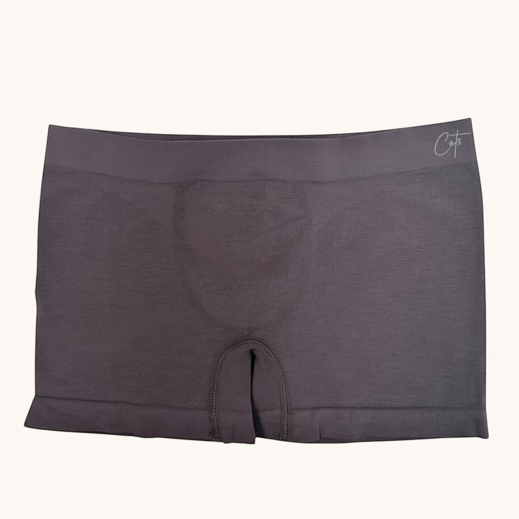 Comfort on the Spectrum charcoal grey seamless boxer briefs made from soft, breathable Lenzing™ Modal fabric for kids.