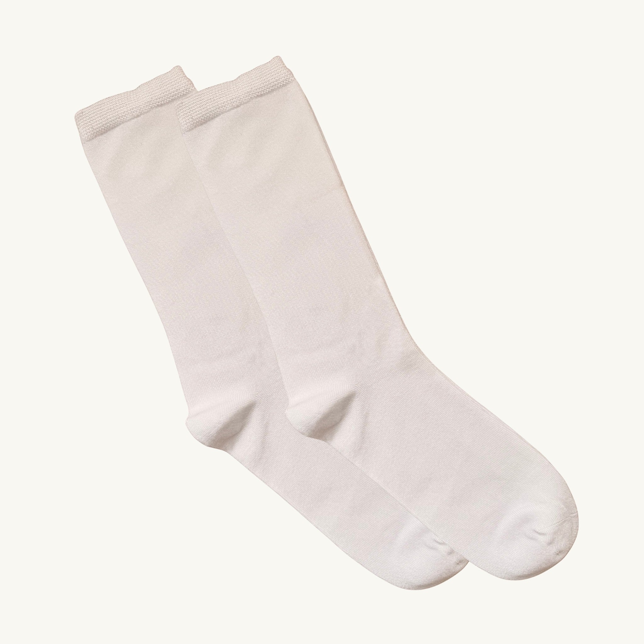 Comfort on the Spectrum white seamless sensory socks for kids, made from bamboo/cotton blend with hand-linked toe.